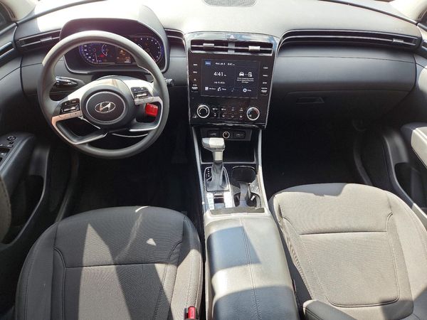 2022 HYUNDAI TUCSON SE