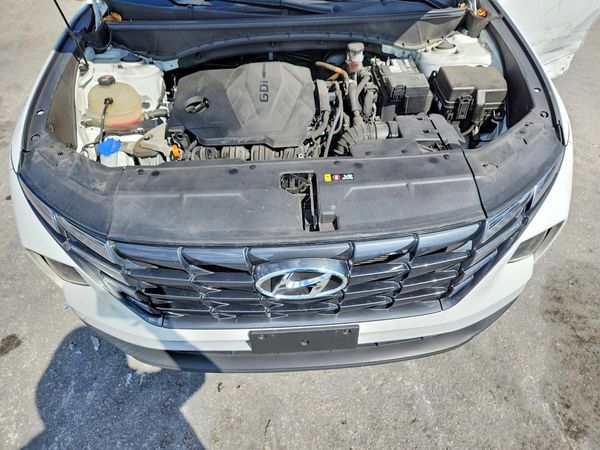 2022 HYUNDAI TUCSON SE