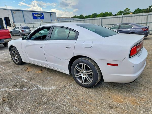 2014 DODGE CHARGER SE