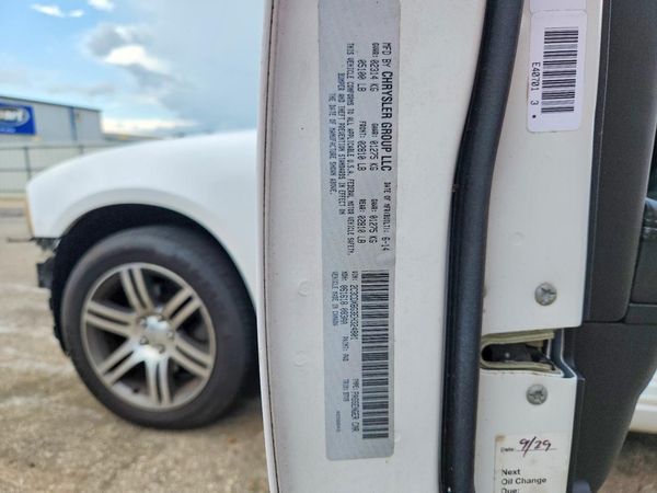 2014 DODGE CHARGER SE