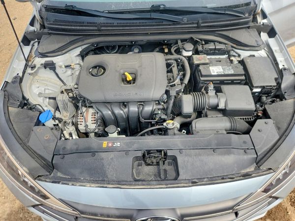 2020 HYUNDAI ELANTRA SE