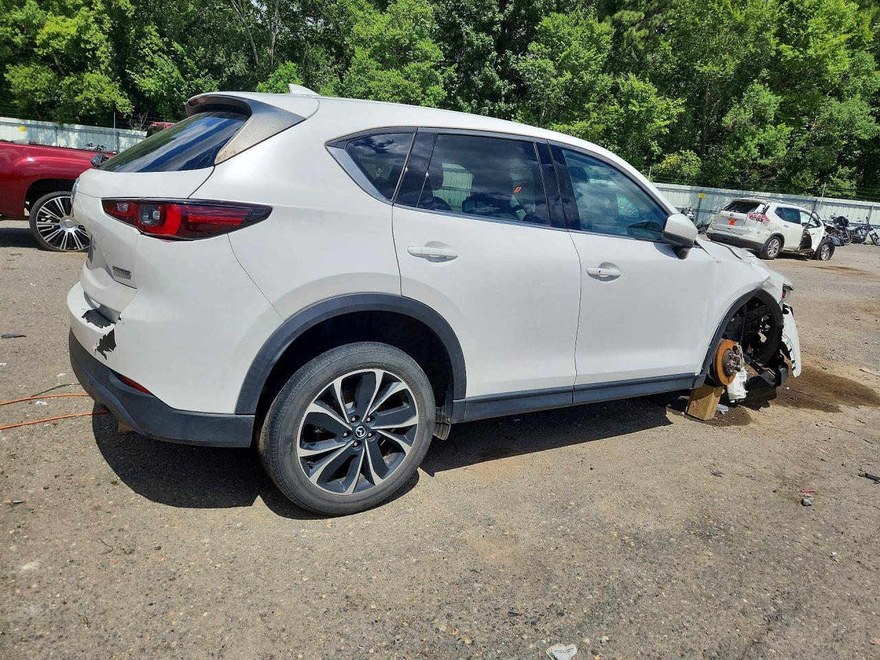 2023 MAZDA CX-5 Premium Package