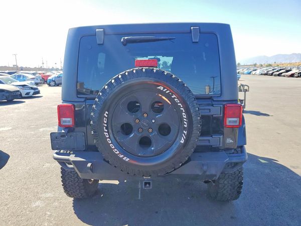 2013 JEEP WRANGLER Sahara