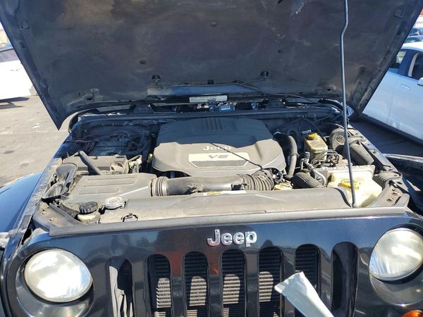 2013 JEEP WRANGLER Sahara