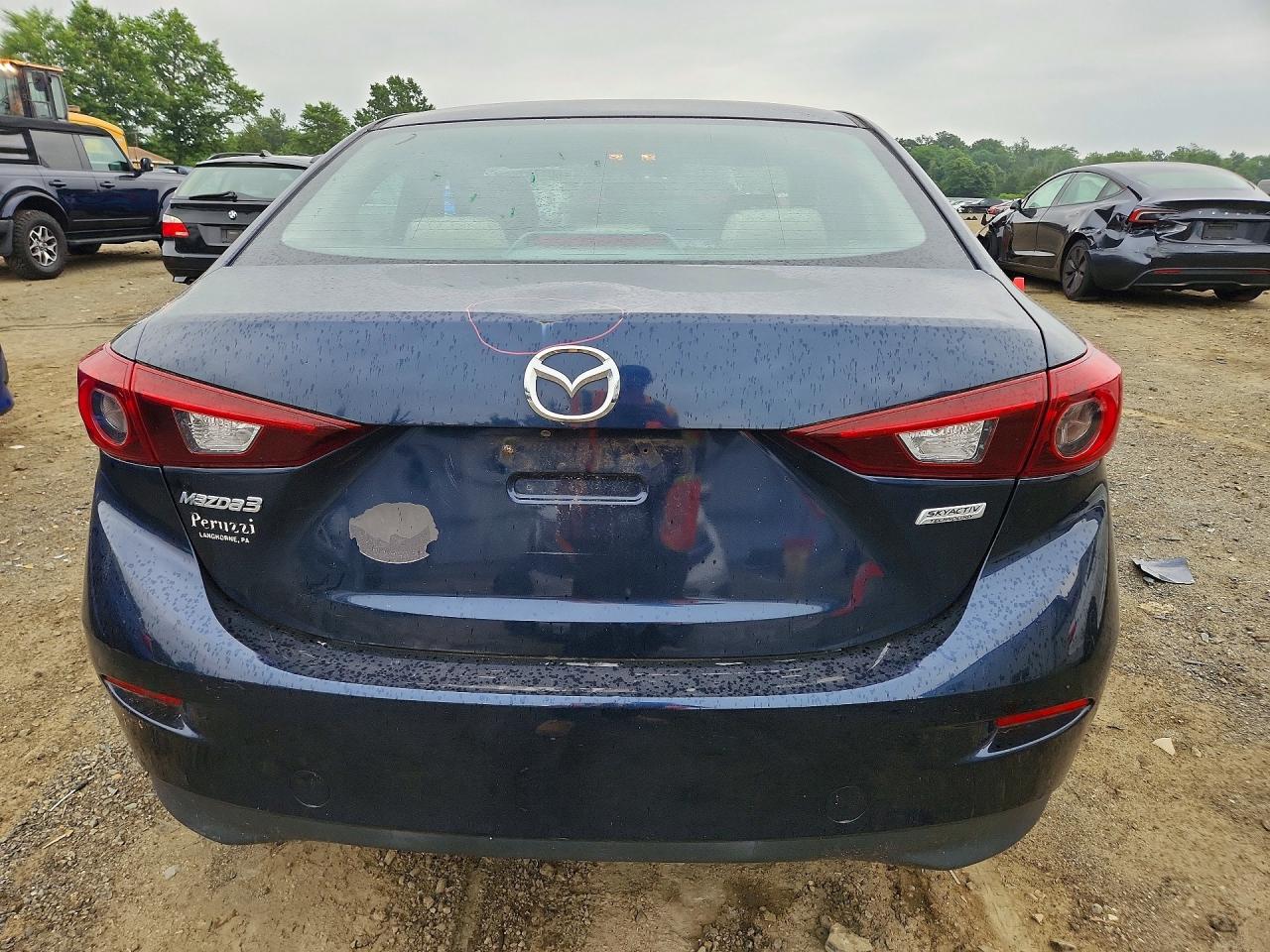 2016 MAZDA 3 Sport/GX