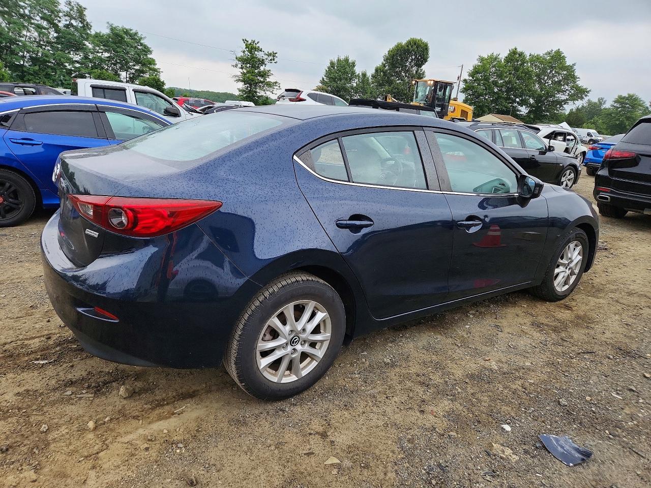 2016 MAZDA 3 Sport/GX