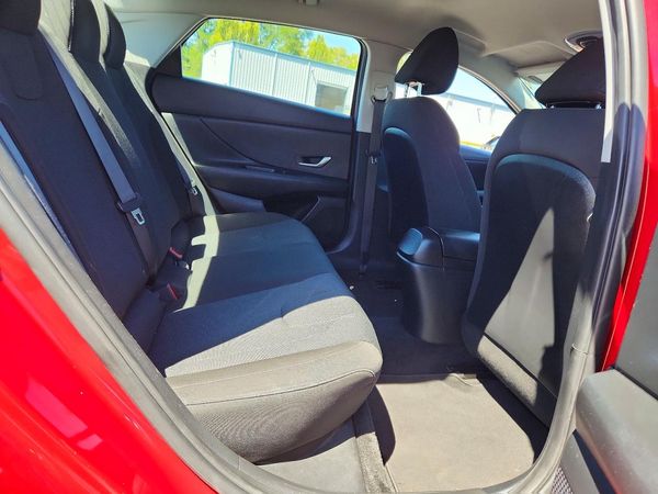 2021 HYUNDAI ELANTRA SE