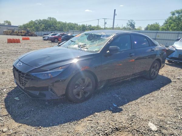 2021 HYUNDAI ELANTRA SEL