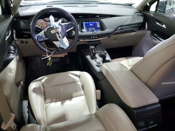 2021 CADILLAC XT4 Premium Luxury — CKPT