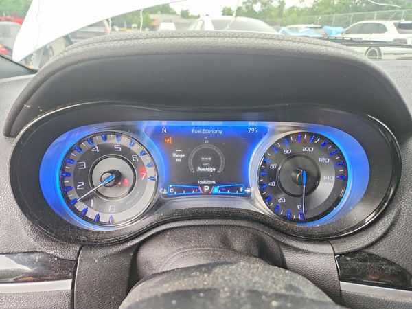 2019 CHRYSLER 300