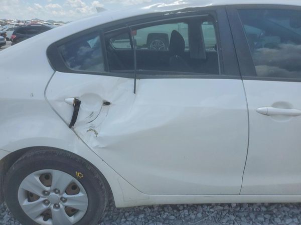 2017 KIA FORTE LX Popular, S