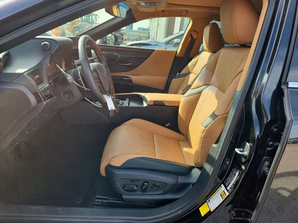 2025 LEXUS ES 350 350 Ultra Luxury