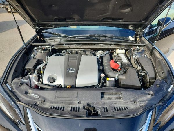 2025 LEXUS ES 350 350 Ultra Luxury