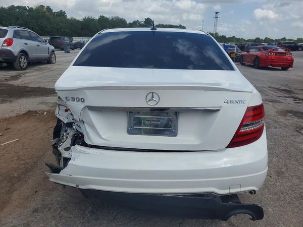 2014 MERCEDES-BENZ C C300 4 MATIC