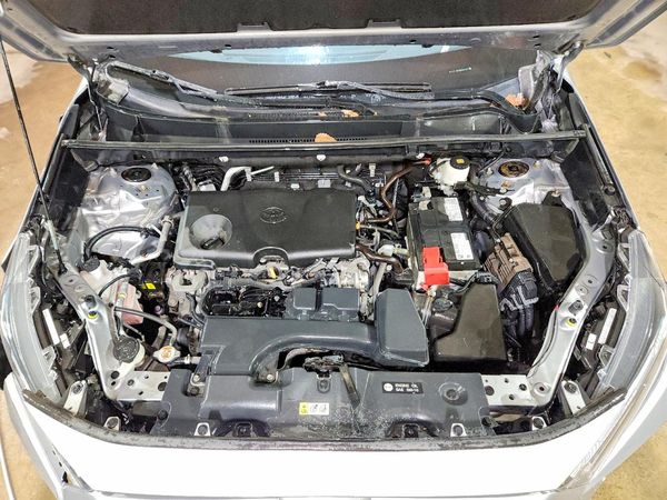 2023 TOYOTA RAV4 LE — Engine bay