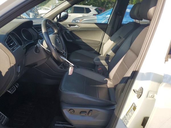 2021 VOLKSWAGEN TIGUAN
