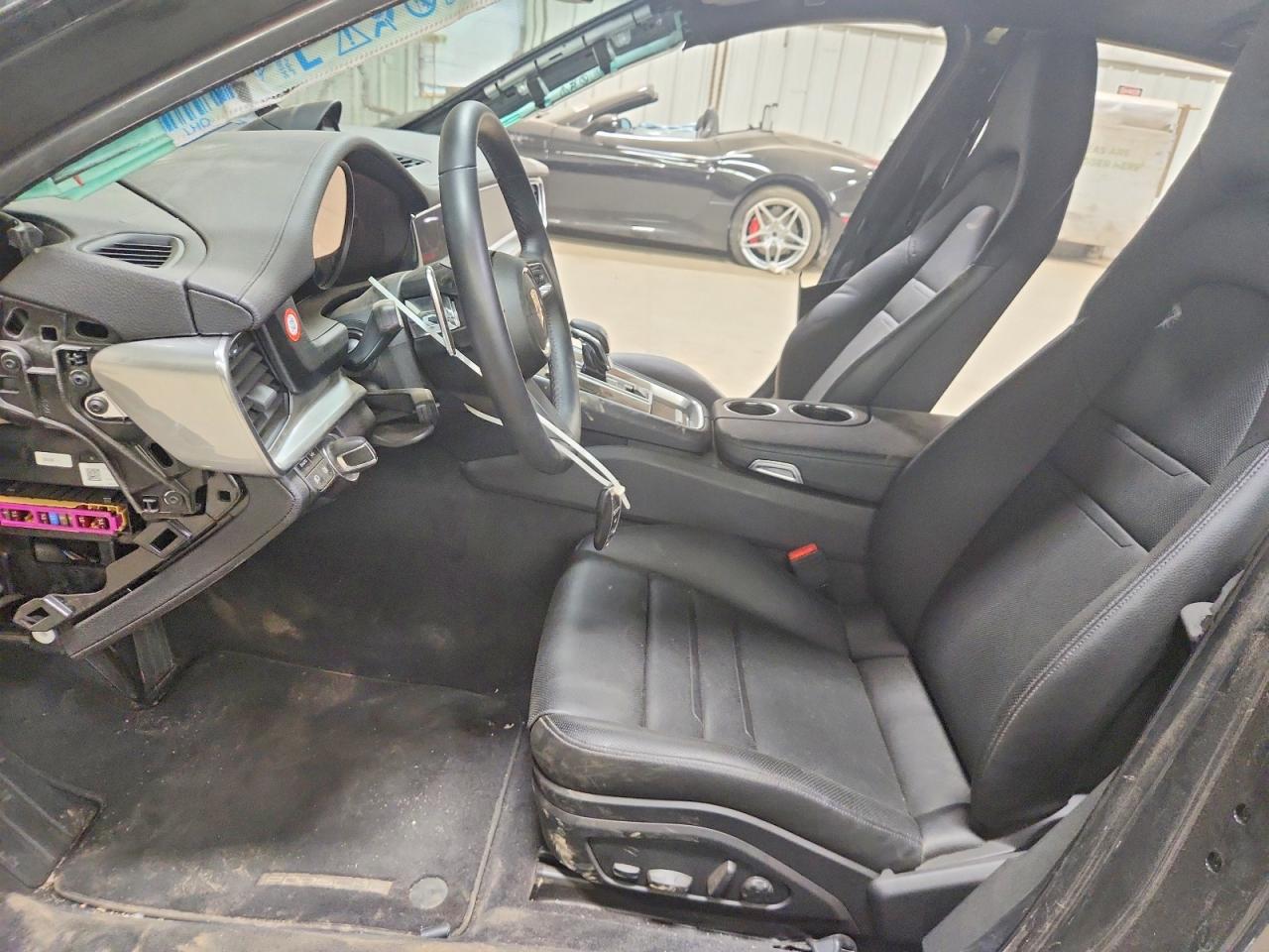 2023 PORSCHE PANAMERA