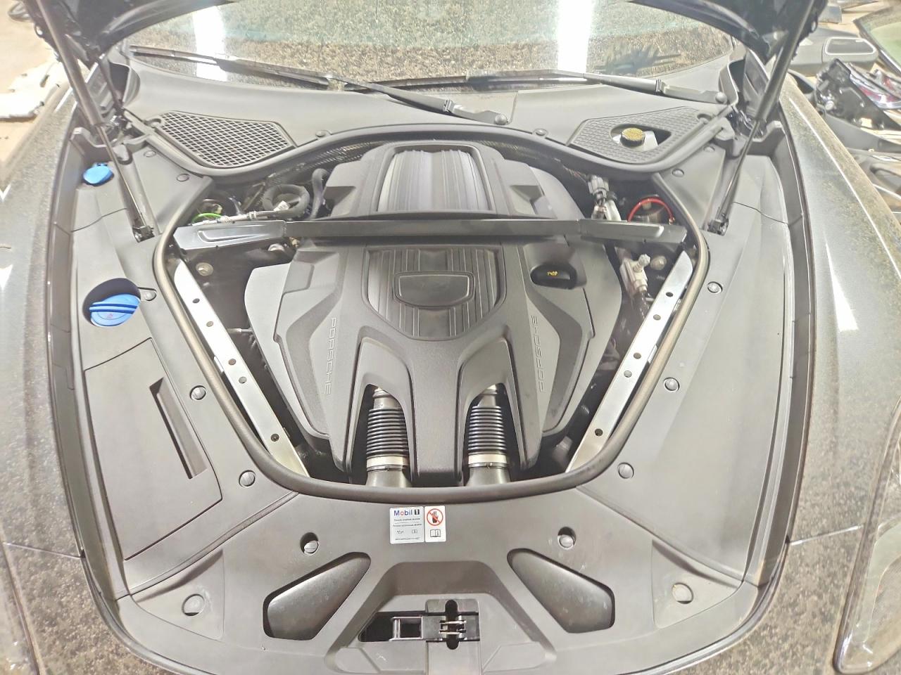 2023 PORSCHE PANAMERA
