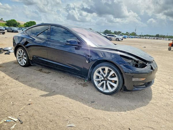 2020 TESLA MODEL 3