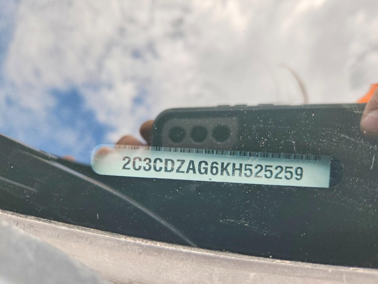 2019 DODGE CHALLENGER SXT