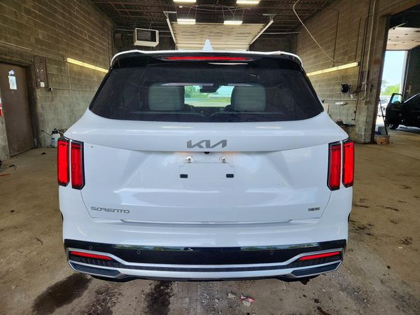 2023 KIA SORENTO