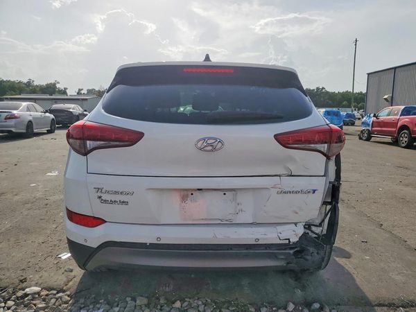 2016 HYUNDAI TUCSON