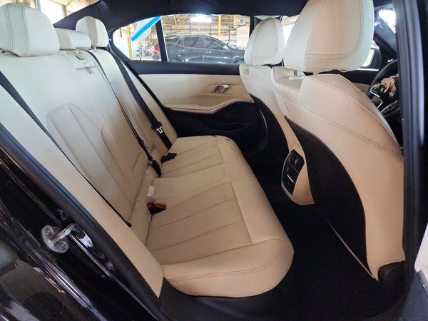 2025 BMW 330XI xDrive