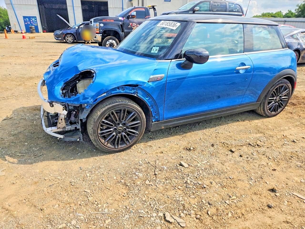 2023 MINI COOPER