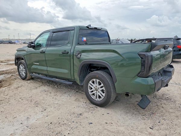 2023 TOYOTA TUNDRA SR5