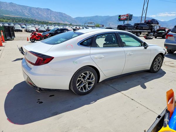 2023 HYUNDAI SONATA SEL