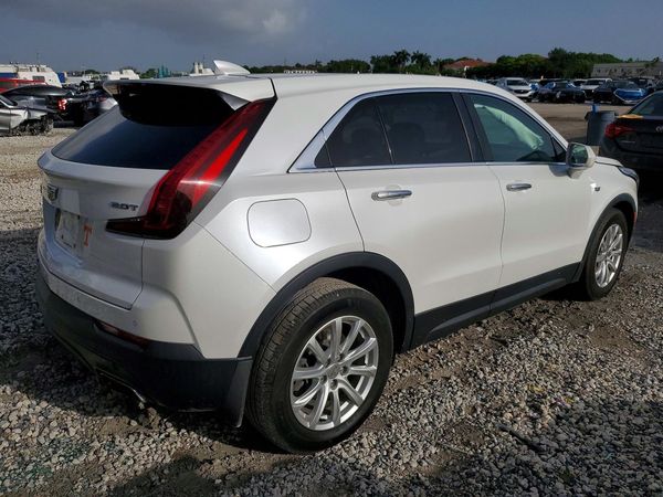 2019 CADILLAC XT4 Luxury