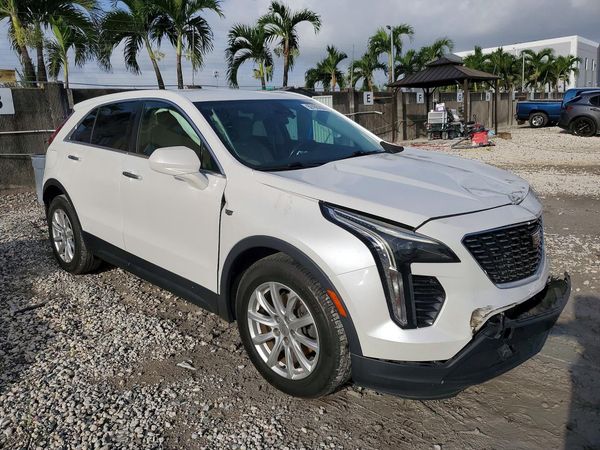 2019 CADILLAC XT4 Luxury