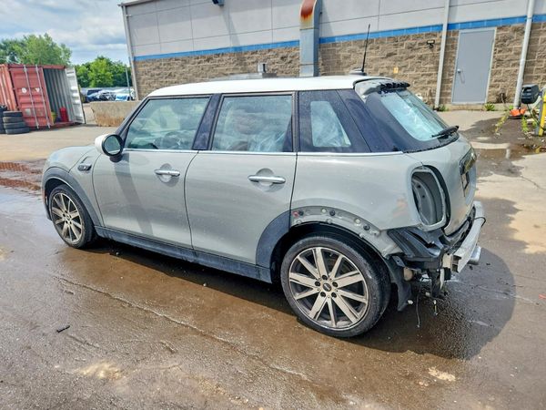 2022 MINI COOPER