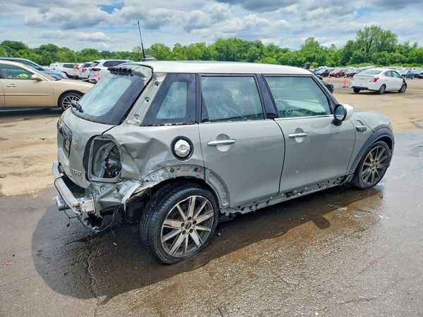 2022 MINI COOPER