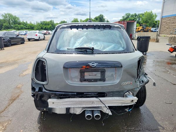 2022 MINI COOPER