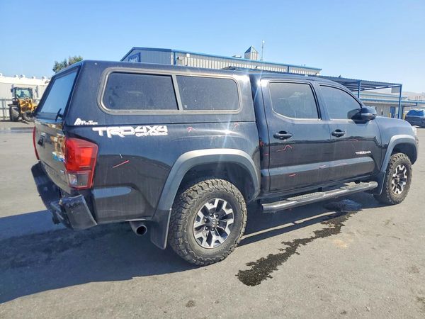 2019 TOYOTA TACOMA SR5