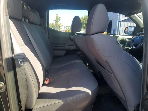 2019 TOYOTA TACOMA SR5