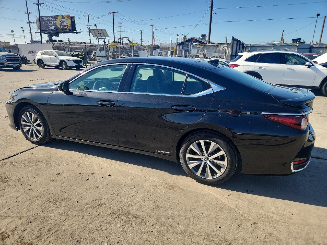 2019 LEXUS ES 300h