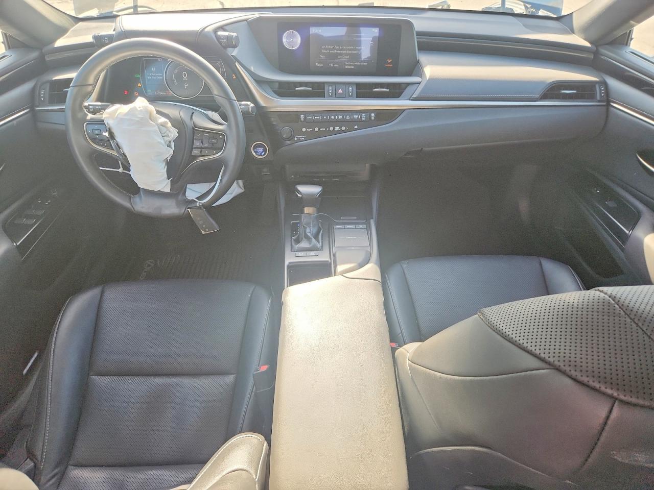 2019 LEXUS ES 300h