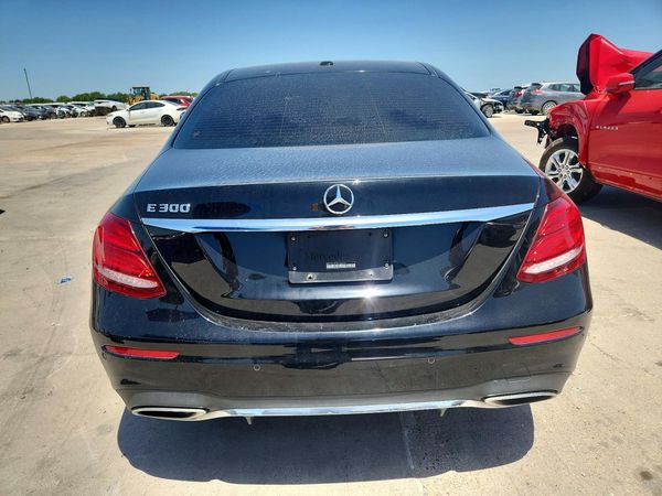 2017 MERCEDES-BENZ E E300