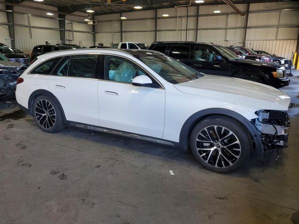 2025 MERCEDES-BENZ E