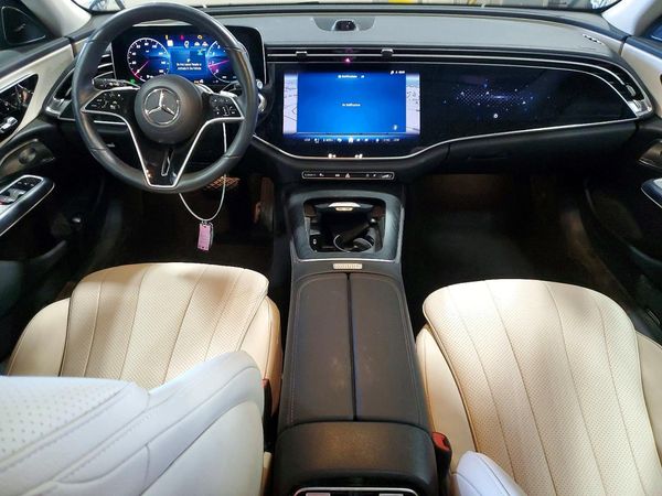 2025 MERCEDES-BENZ E