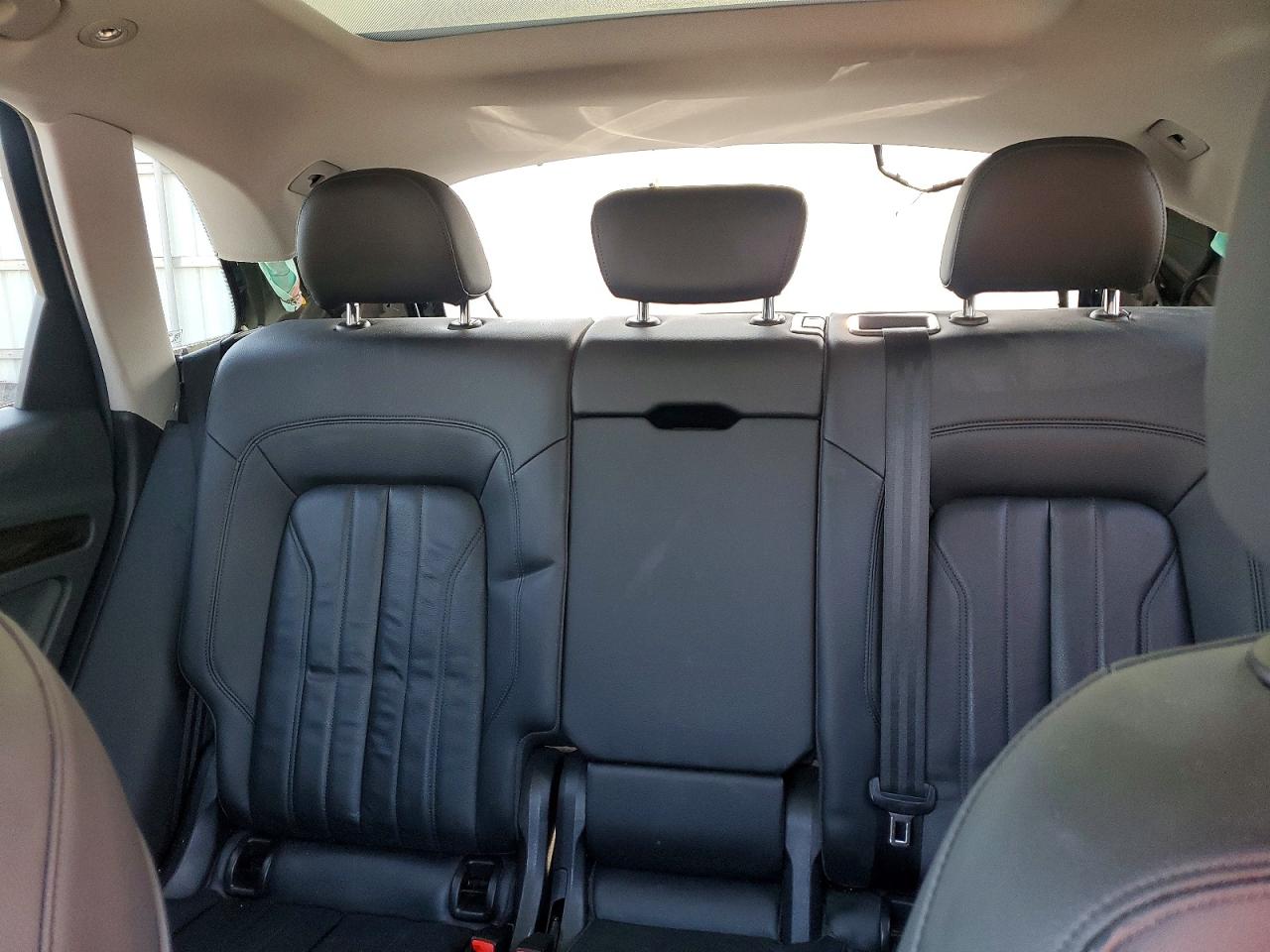 2019 AUDI Q5 quattro Premium Plus