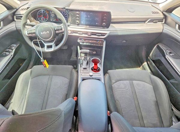 2022 KIA K5 LXS