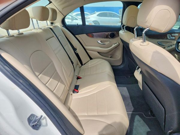 2017 MERCEDES-BENZ C C300-4M