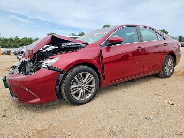 2017 TOYOTA CAMRY
