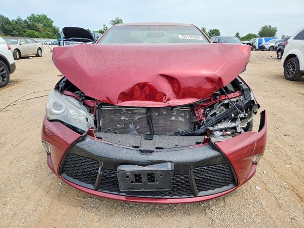 2017 TOYOTA CAMRY