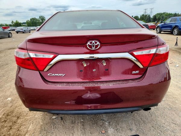2017 TOYOTA CAMRY