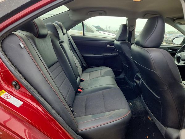 2017 TOYOTA CAMRY