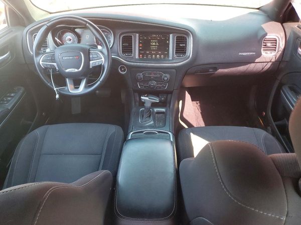 2016 DODGE CHARGER SXT